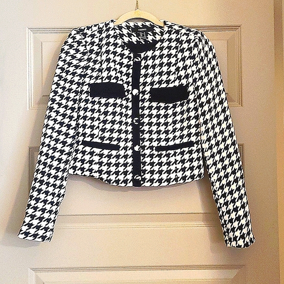 Forever 21 Jackets & Blazers - Forever 21 Tweed Vintage Style Jacket/Blazer NWOT